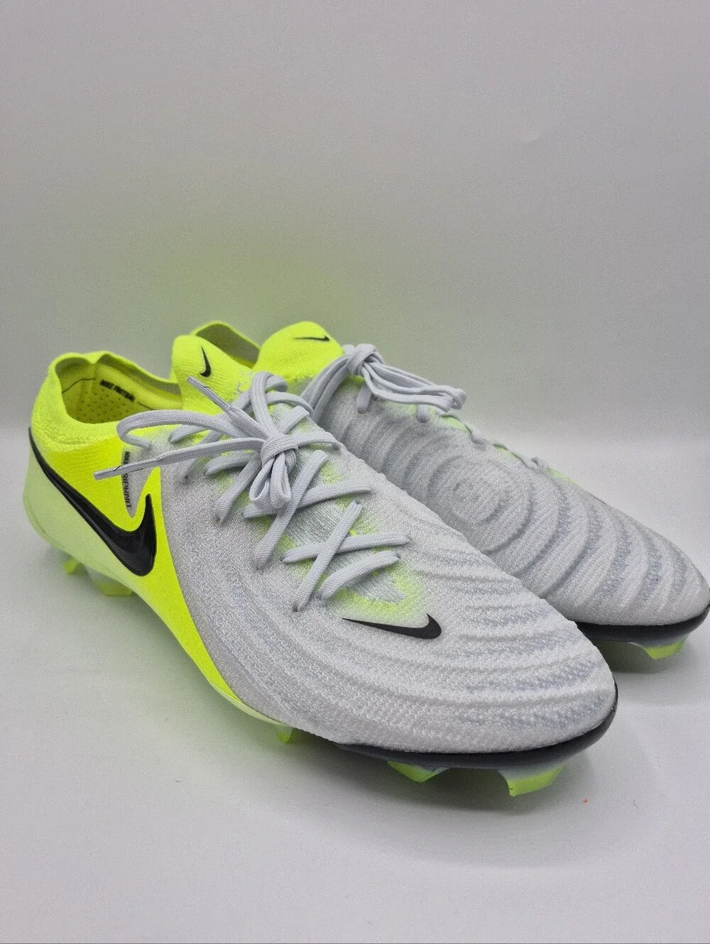 Nike Phantom Luna 2 Elite FG Pack Grey Volt Pack Men’s Size 8 HF4355-003